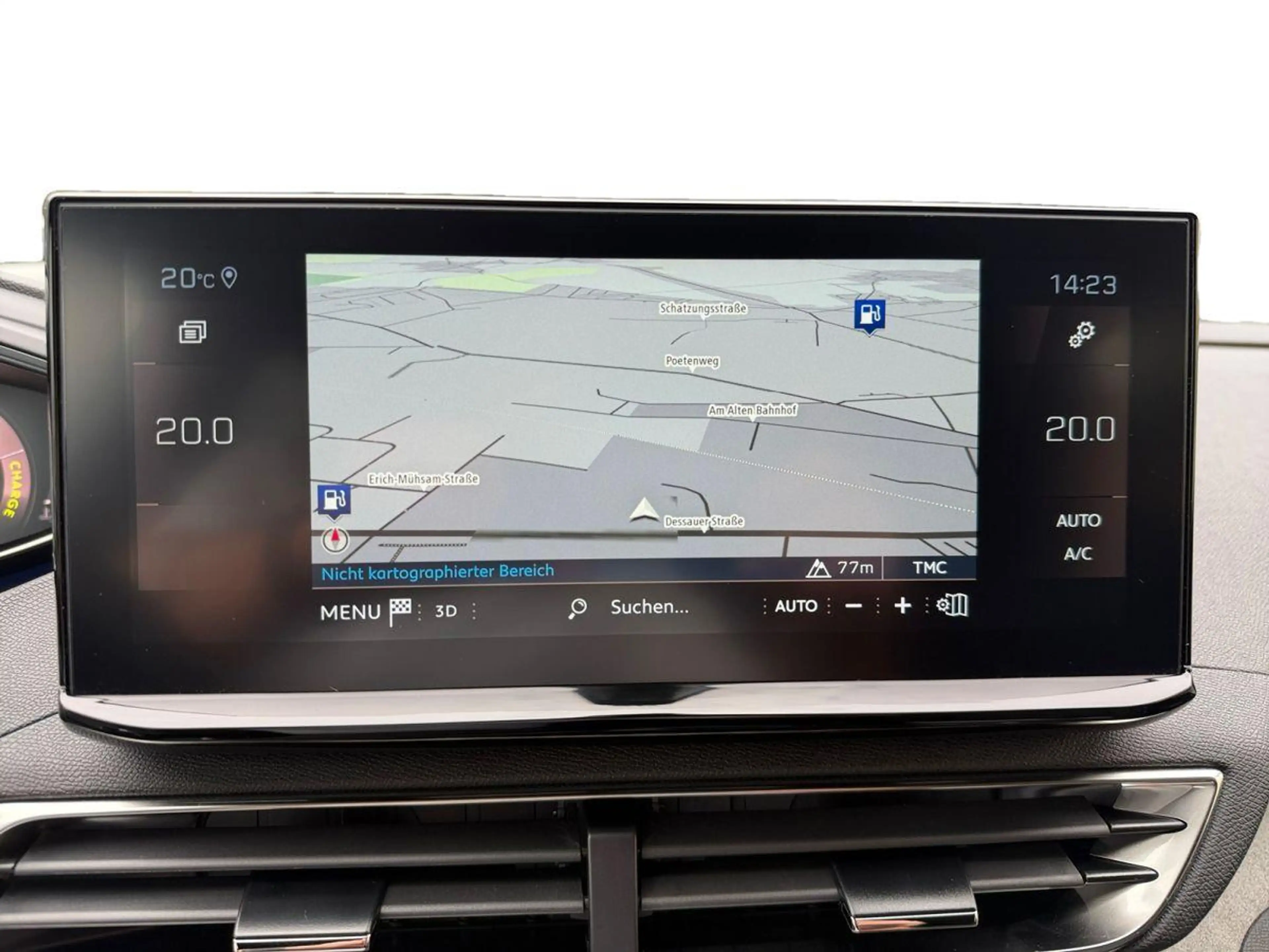 Peugeot 3008 GT Hybrid 136 - LED/NAVI/ACC/KLIMAAUT/KAMERA/PDC — photo 14