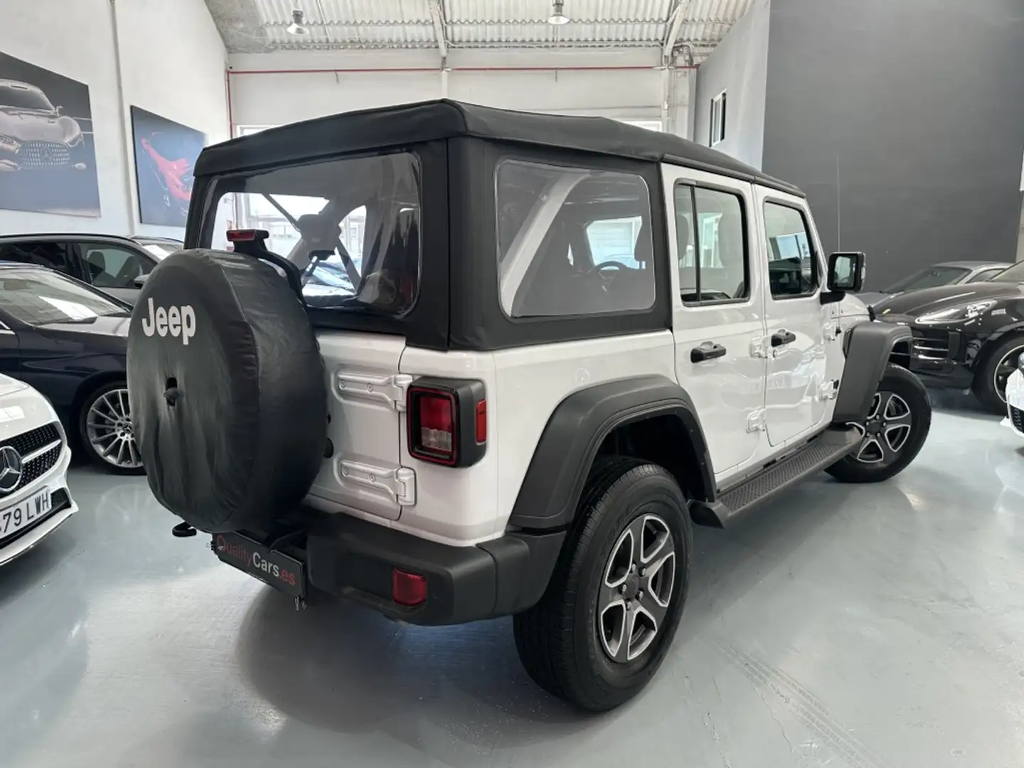Jeep Wrangler Unlimited 2.0T GME Sport 8ATX Blanco - 2