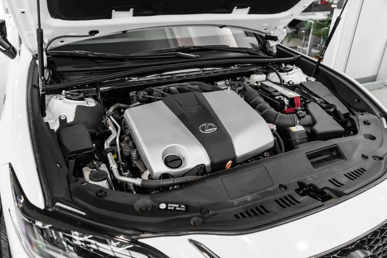 Lexus ES снимка Lexus ES