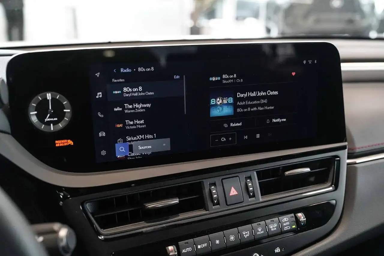 Lexus ES снимка Lexus ES