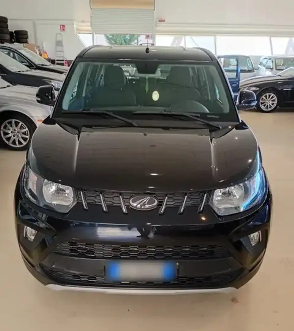 Mahindra KUV100 KUV100 1.2 VVT K6 Schwarz - 2