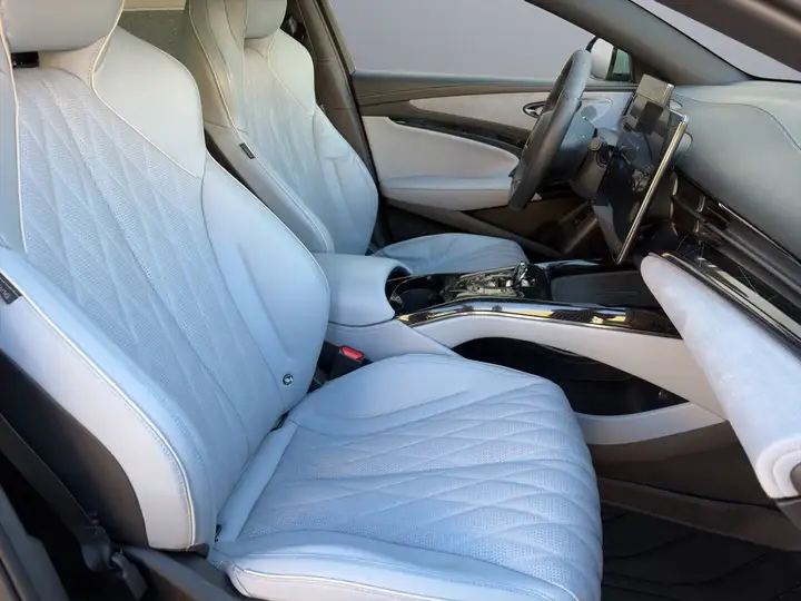 BYD Seal Design RWD 2024, foto 11