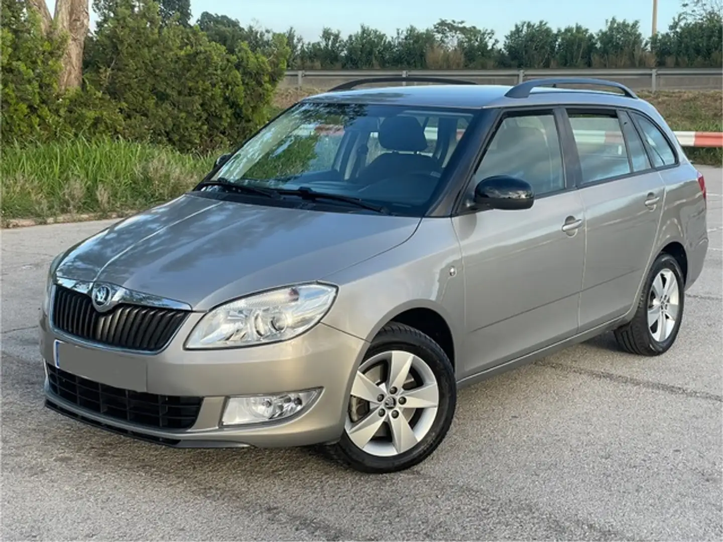Skoda Fabia Combi 1.2 TSI Elegance DSG 105 Beige - 1