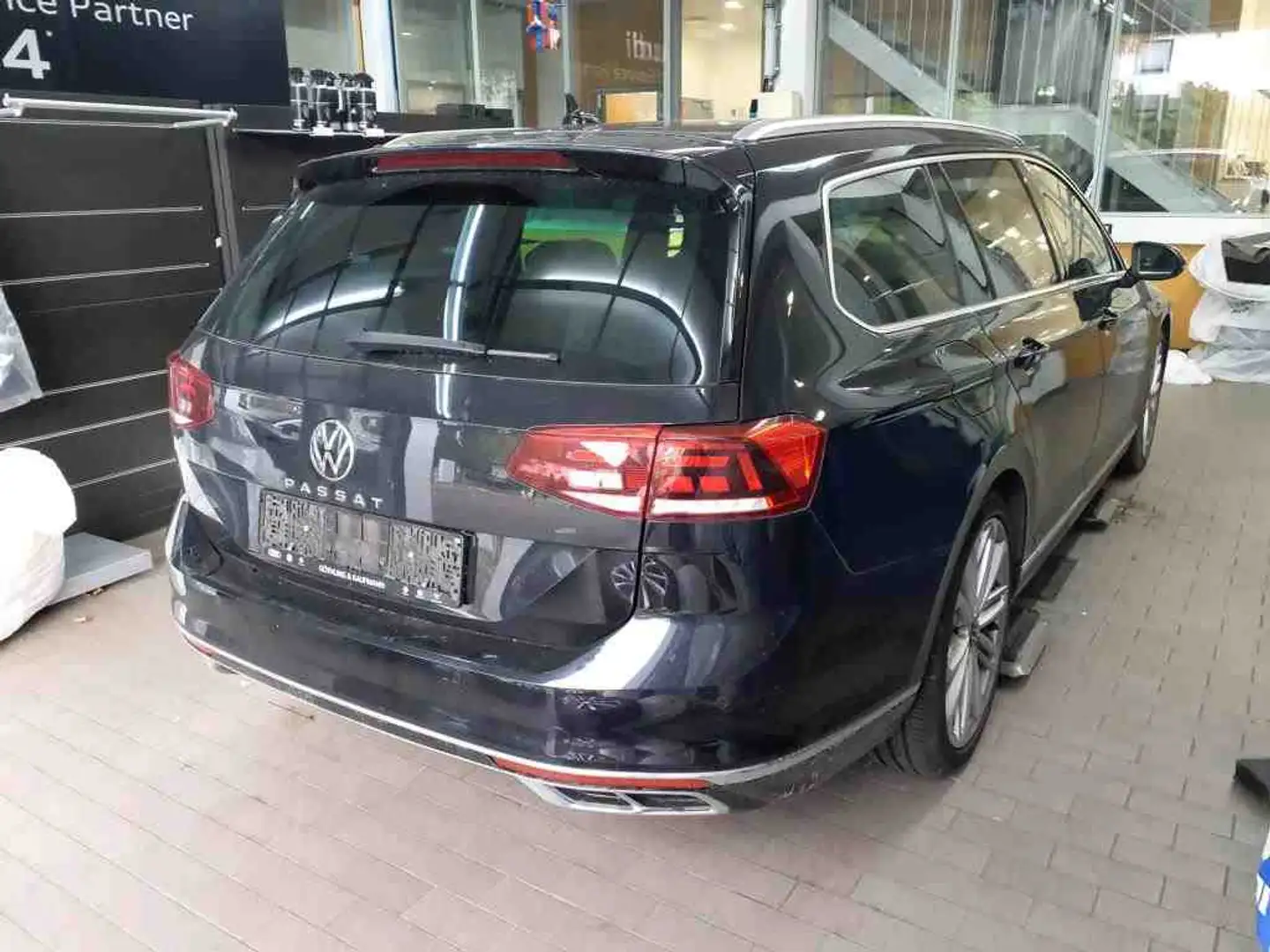 Volkswagen Passat Variant R-Line 2.0 TDI DSG*NAVI*KAM*Virtu Schwarz - 2