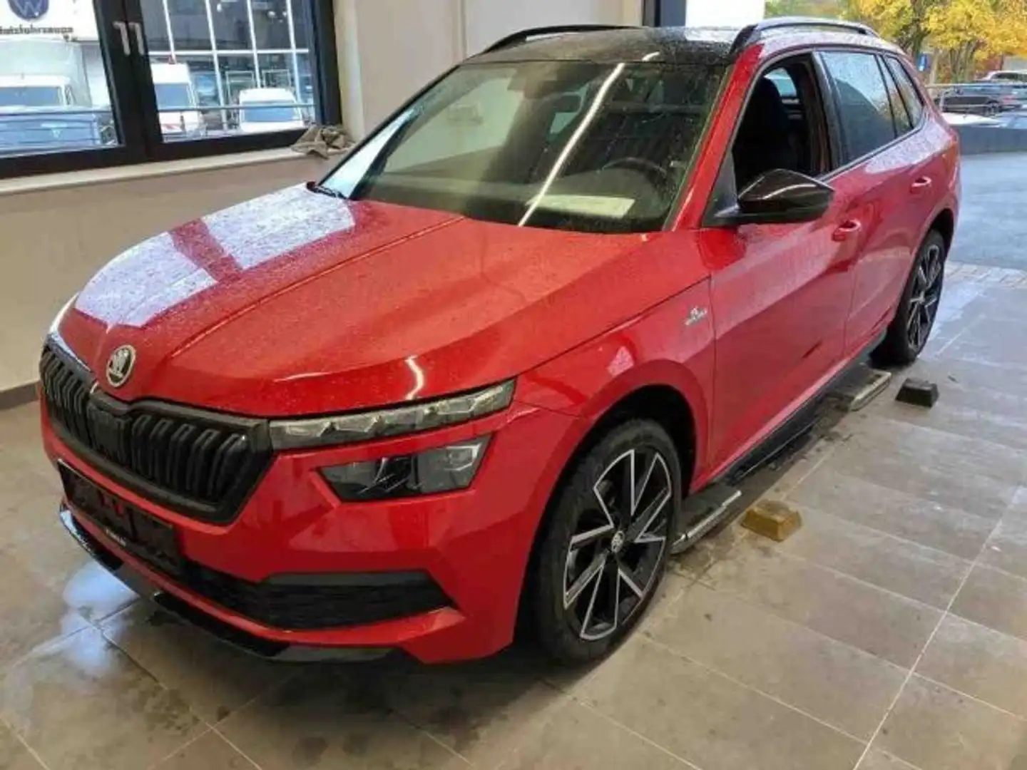 Skoda Kamiq 1.2 TSI DSG MONTE CARLO LED+PANO+APP+SHZ Rouge - 2