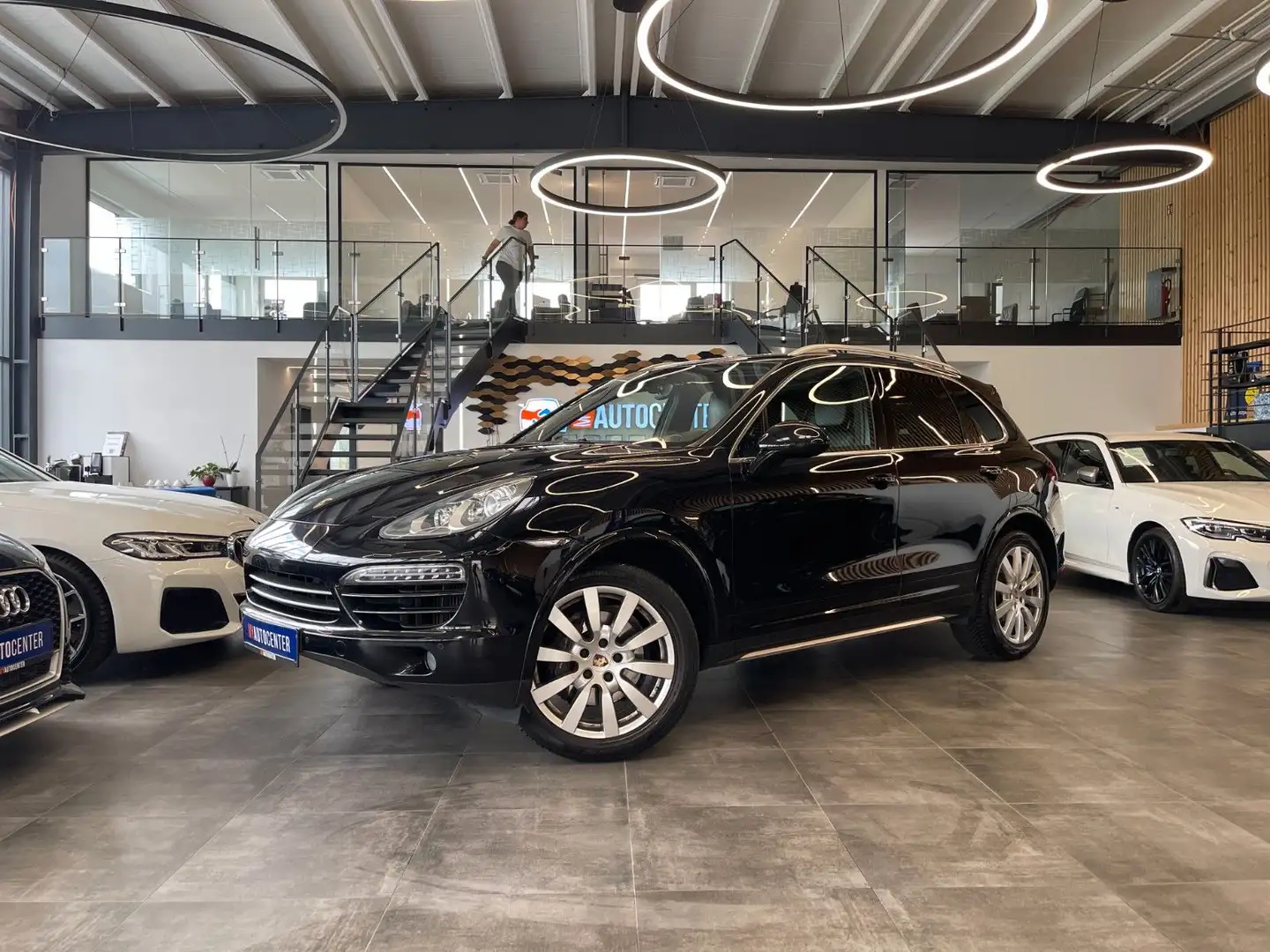 Porsche Cayenne Diesel *PANO*NAVI*LEDER*TEMPOMAT* Schwarz - 1