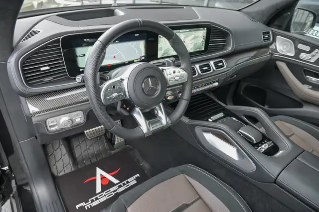 Mercedes-Benz G-Class view 10