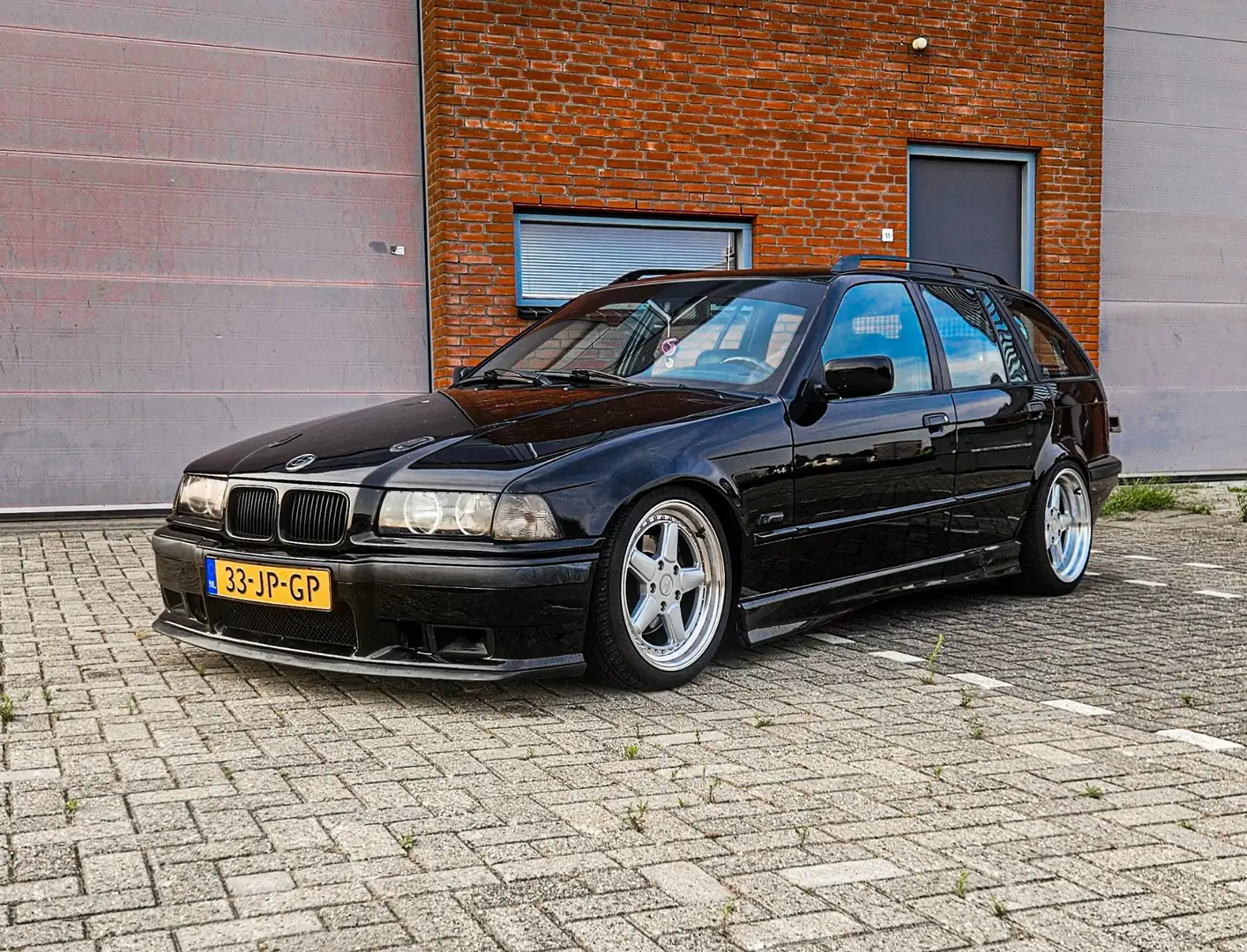BMW 328 BMW E36 328i Touring - 1