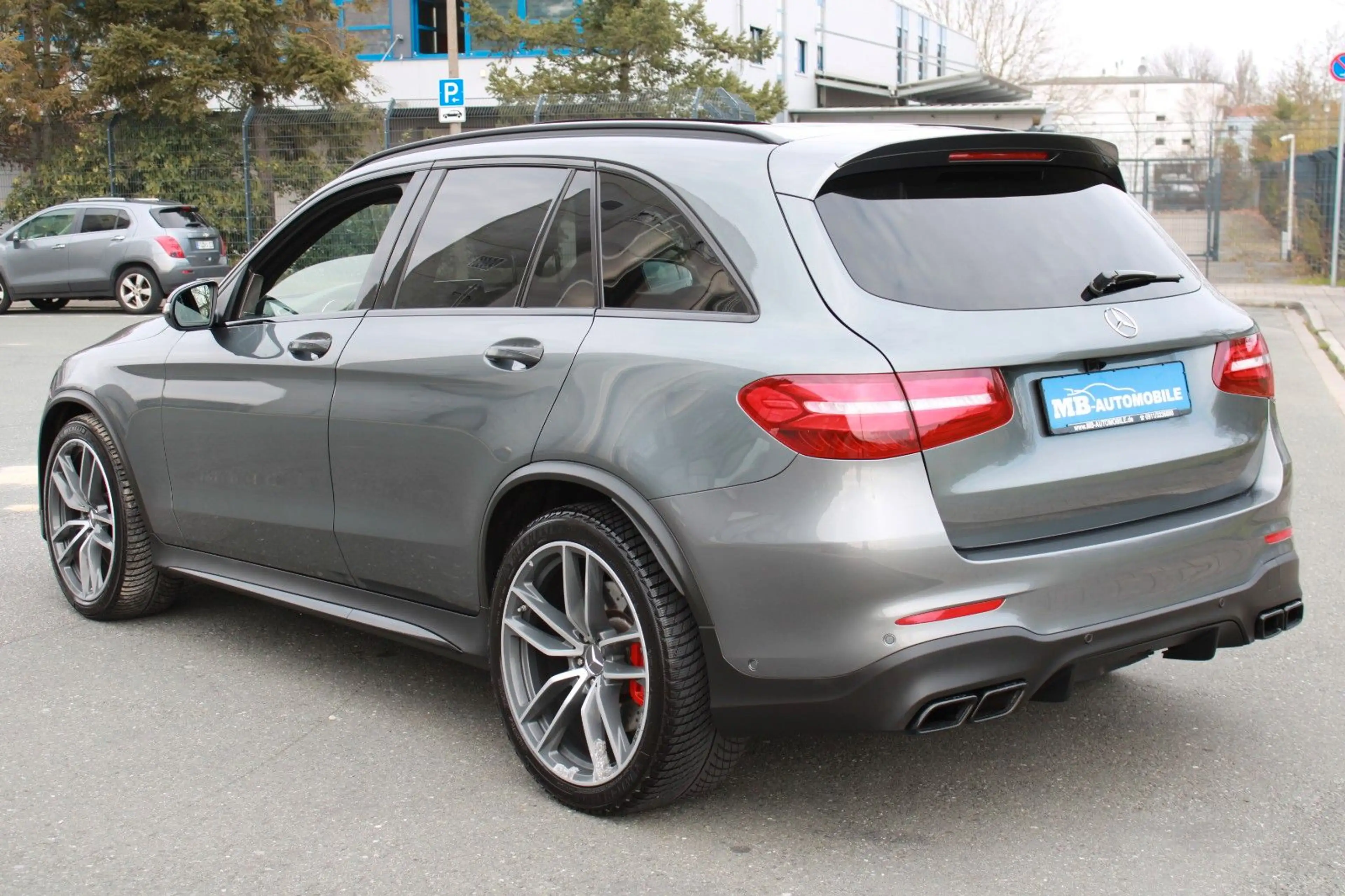 Mercedes-Benz GLC 63 AMG GLC 63 S AMG 4Matic Pano Burmester 360° SportAgA — photo 7