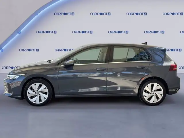 Volkswagen Golf view 4