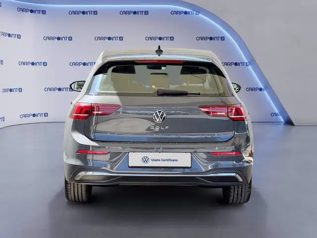 Volkswagen Golf view 5