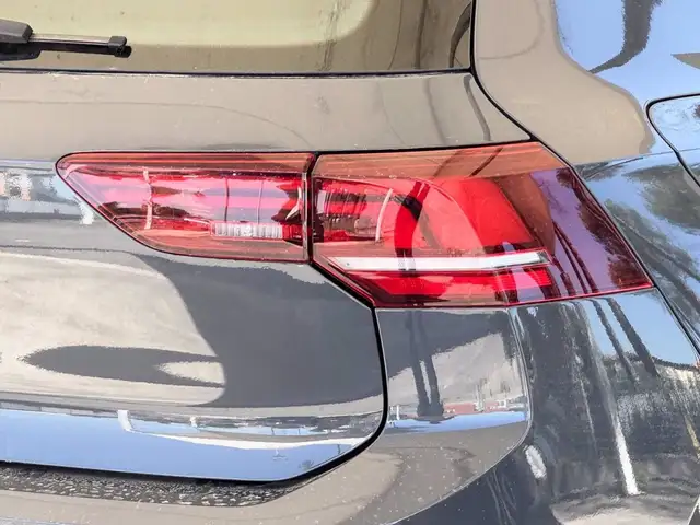 Volkswagen Golf view 16