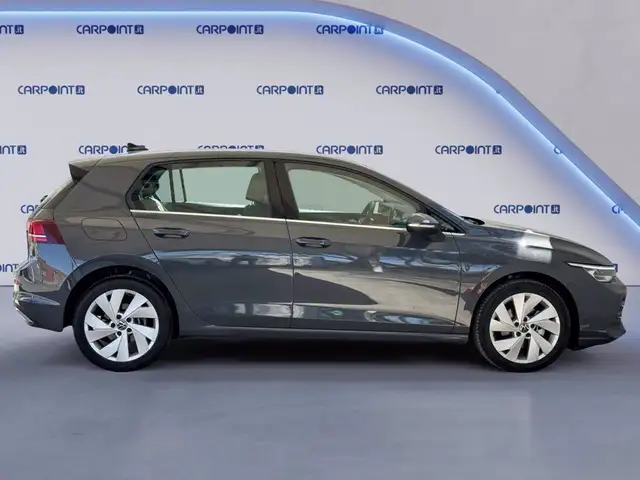 Volkswagen Golf view 6