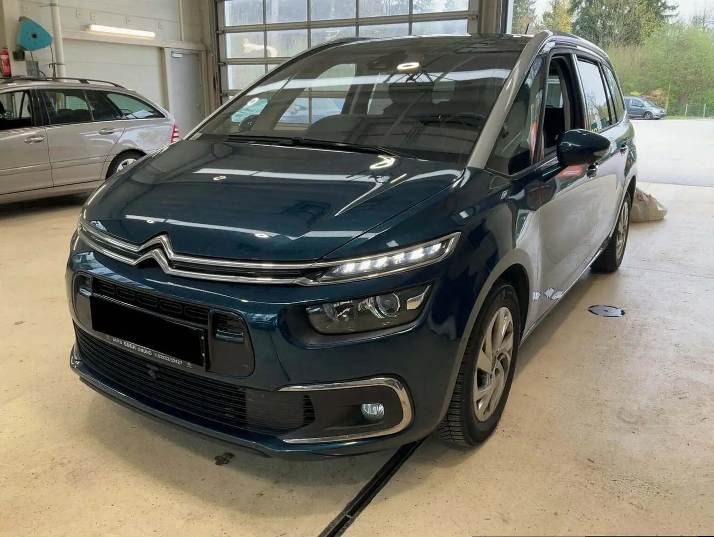Citroen Grand C4 SpaceTourer Grand C4 Spacetourer BlueHDI 160 S Blau - 1