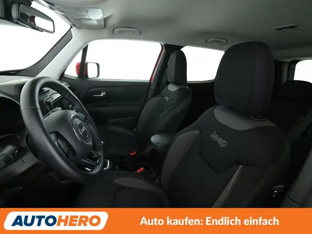 Jeep Renegade view 10