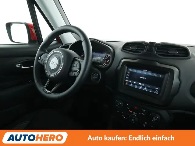 Jeep Renegade view 13