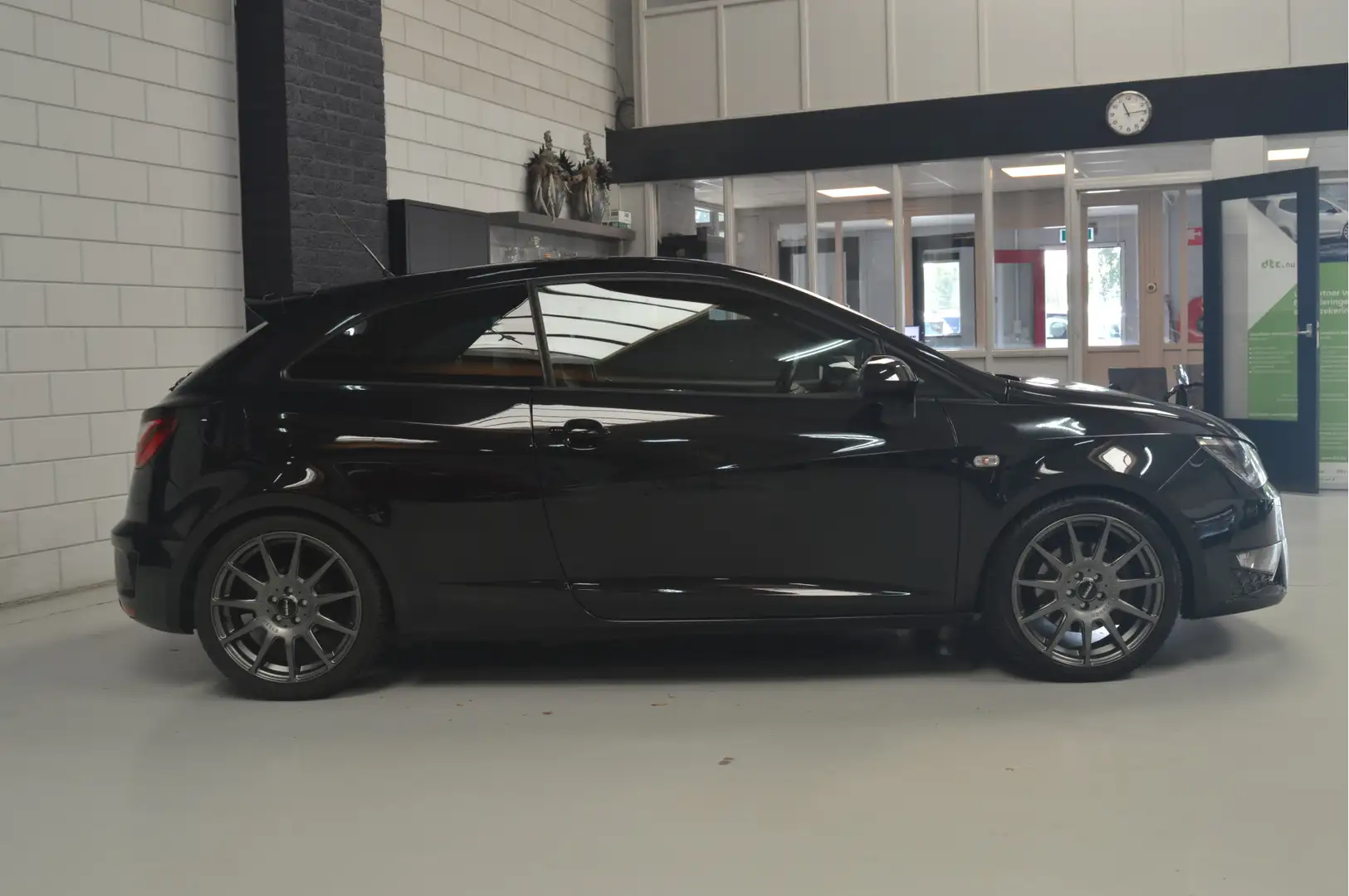 SEAT Ibiza CUPRA R13 cupra // 127.000km // clima // leer // a Negru - 2