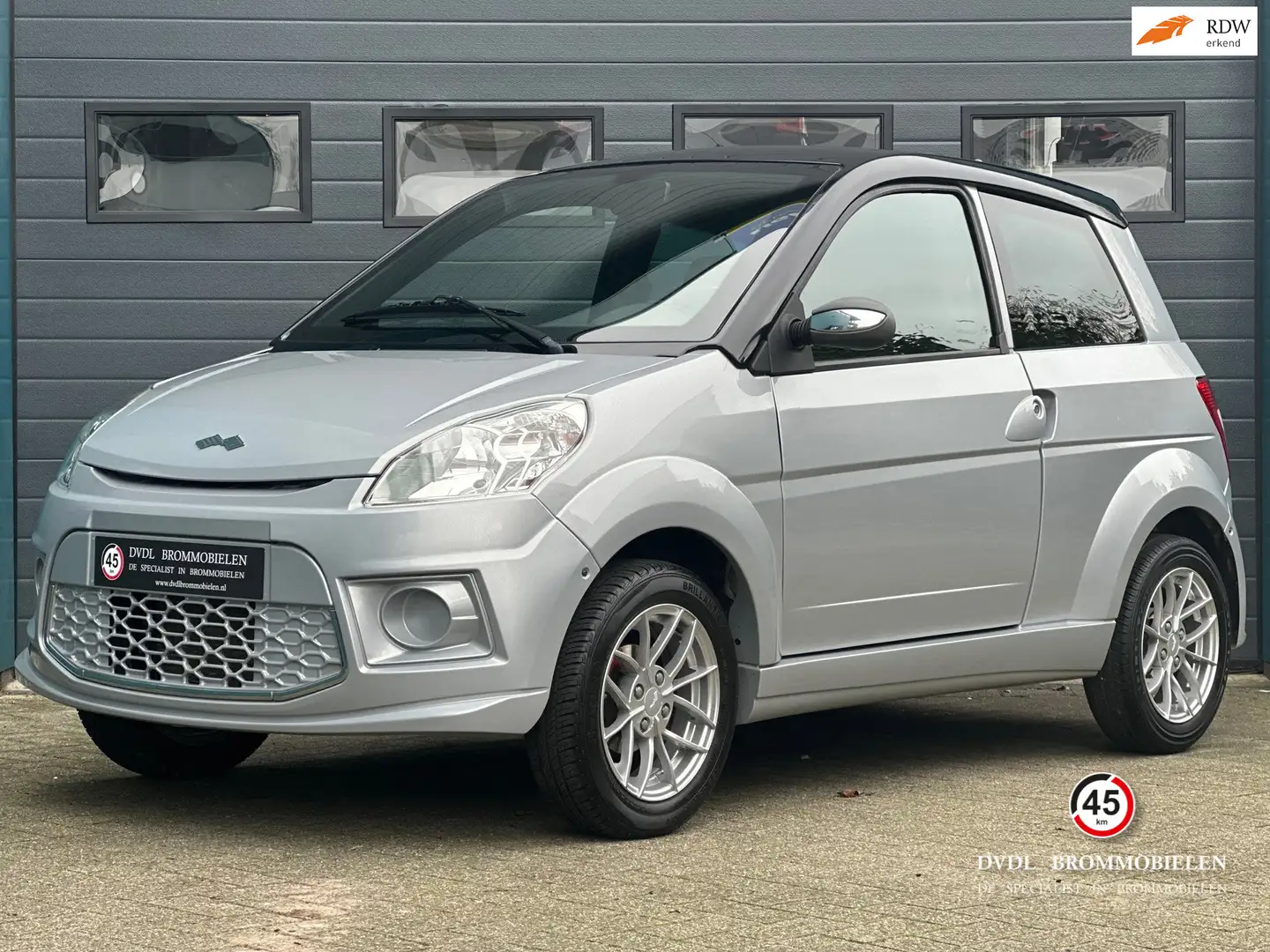 Ligier IXO Club DCI Brommobiel 45km 2013 31dkm NIEUWSTAAT! Zilver - 1