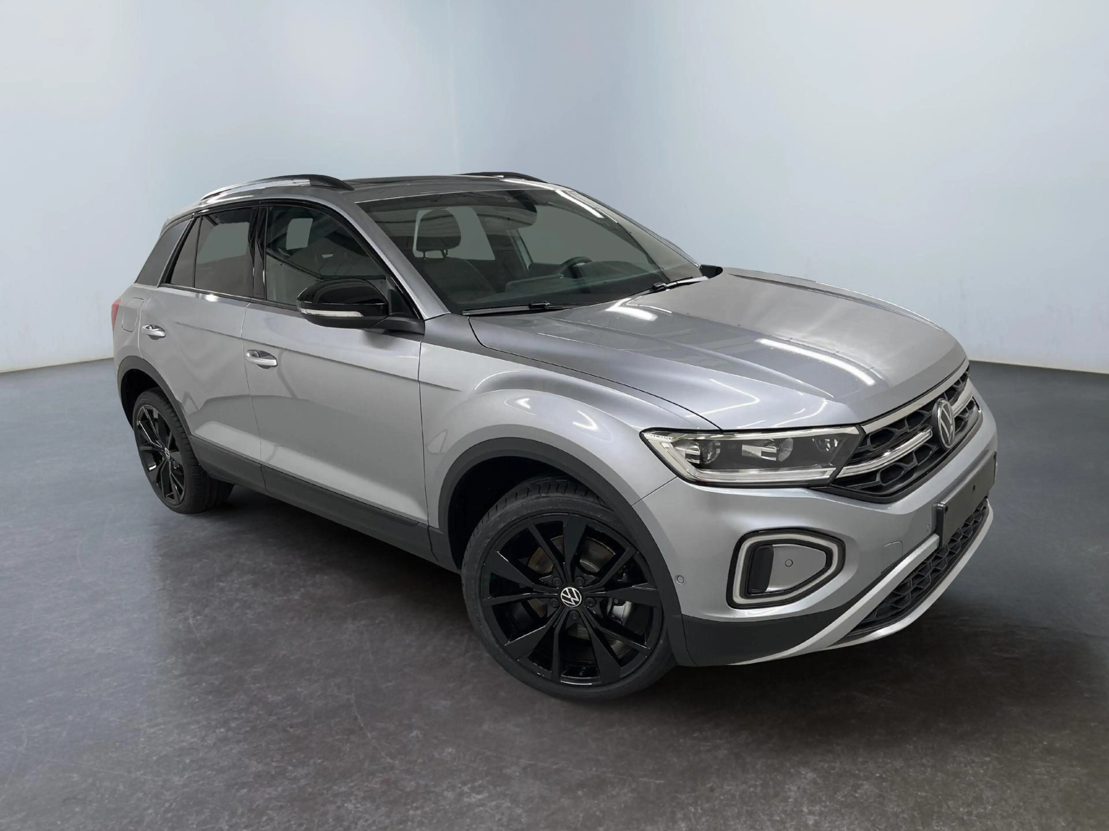Volkswagen T-Roc Black Edition/Silver Edition 1.5 TSI 150PS/110k...