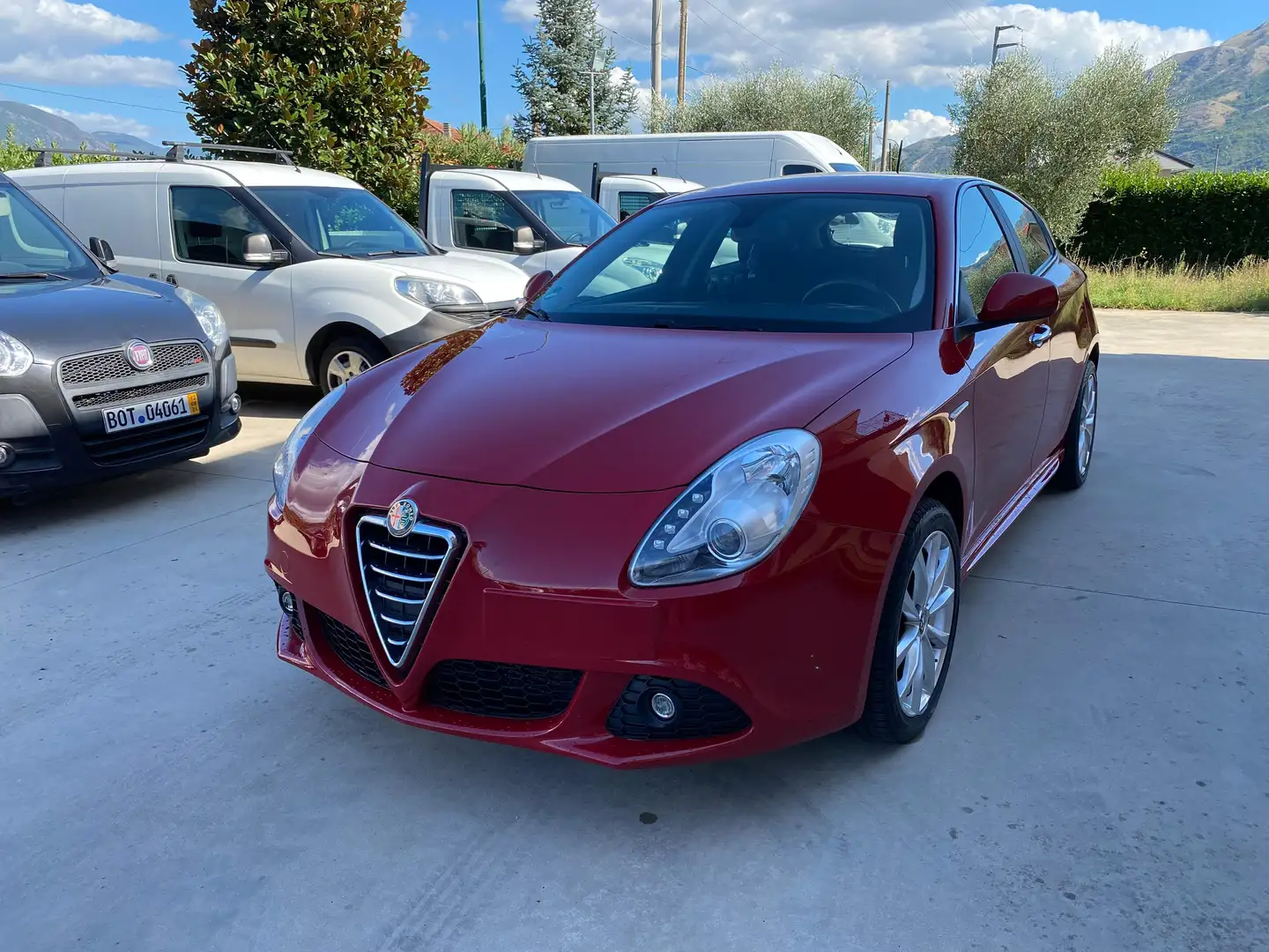 Alfa Romeo Giulietta Giulietta 2.0 jtdm(2) Exclusive 140cv Rouge - 2