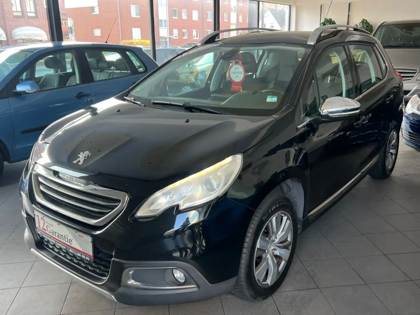 Peugeot 2008 Allure MultiLenkrad~Klimaauto~Bluetooth~SHZ Schwarz - 2