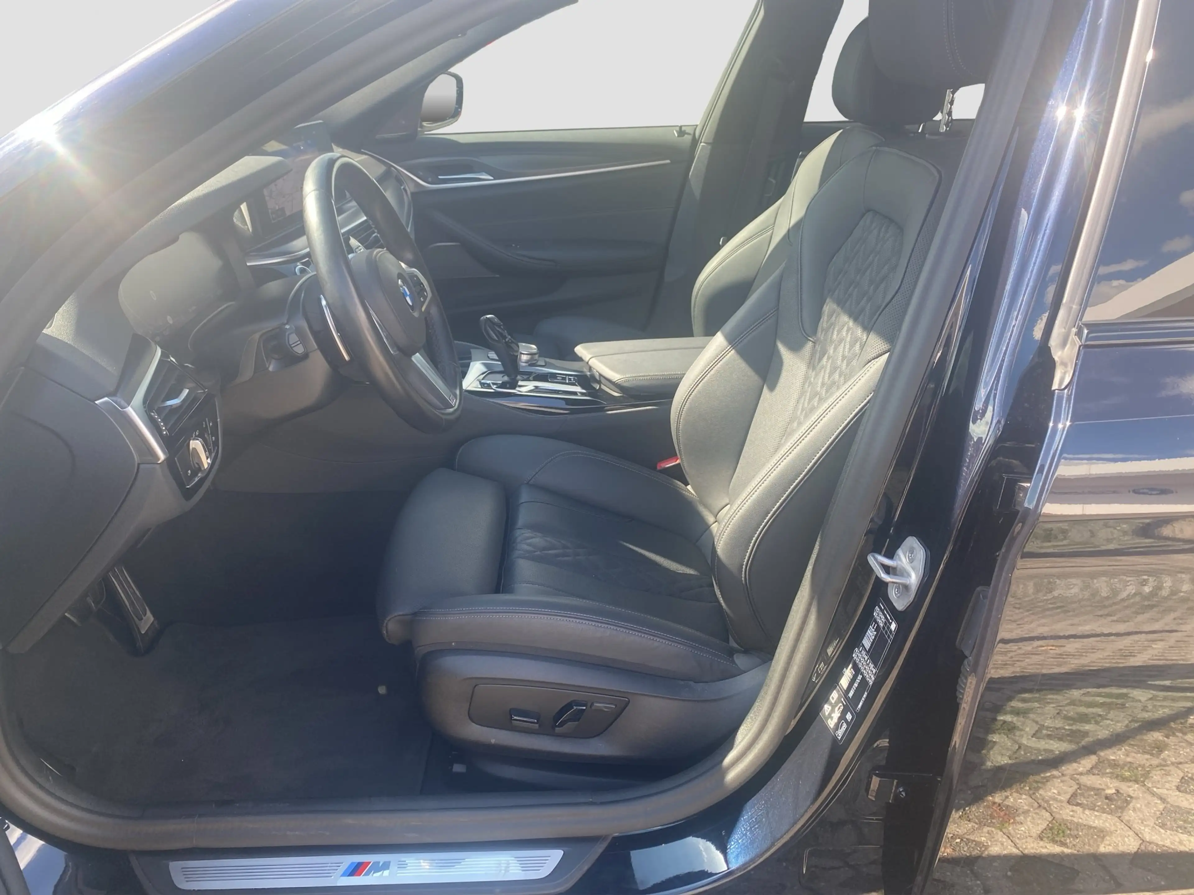 BMW 540 d xDrive Touring M-Sport ACC Laser Luftfed. — photo 11