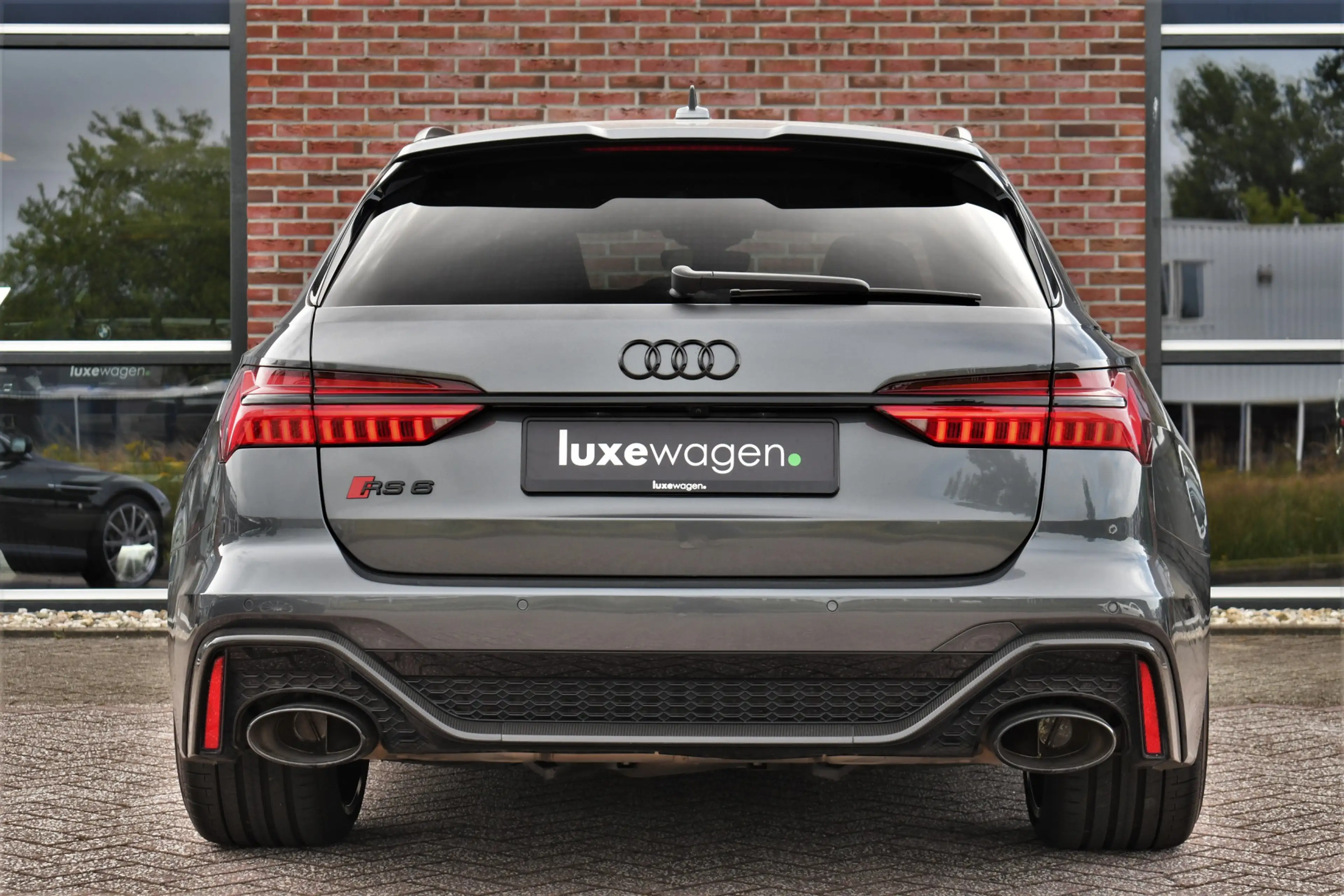 Audi RS6 Avant 4.0 TFSI quattro Dyn+ B&O-high Carbon Pano C — photo 8