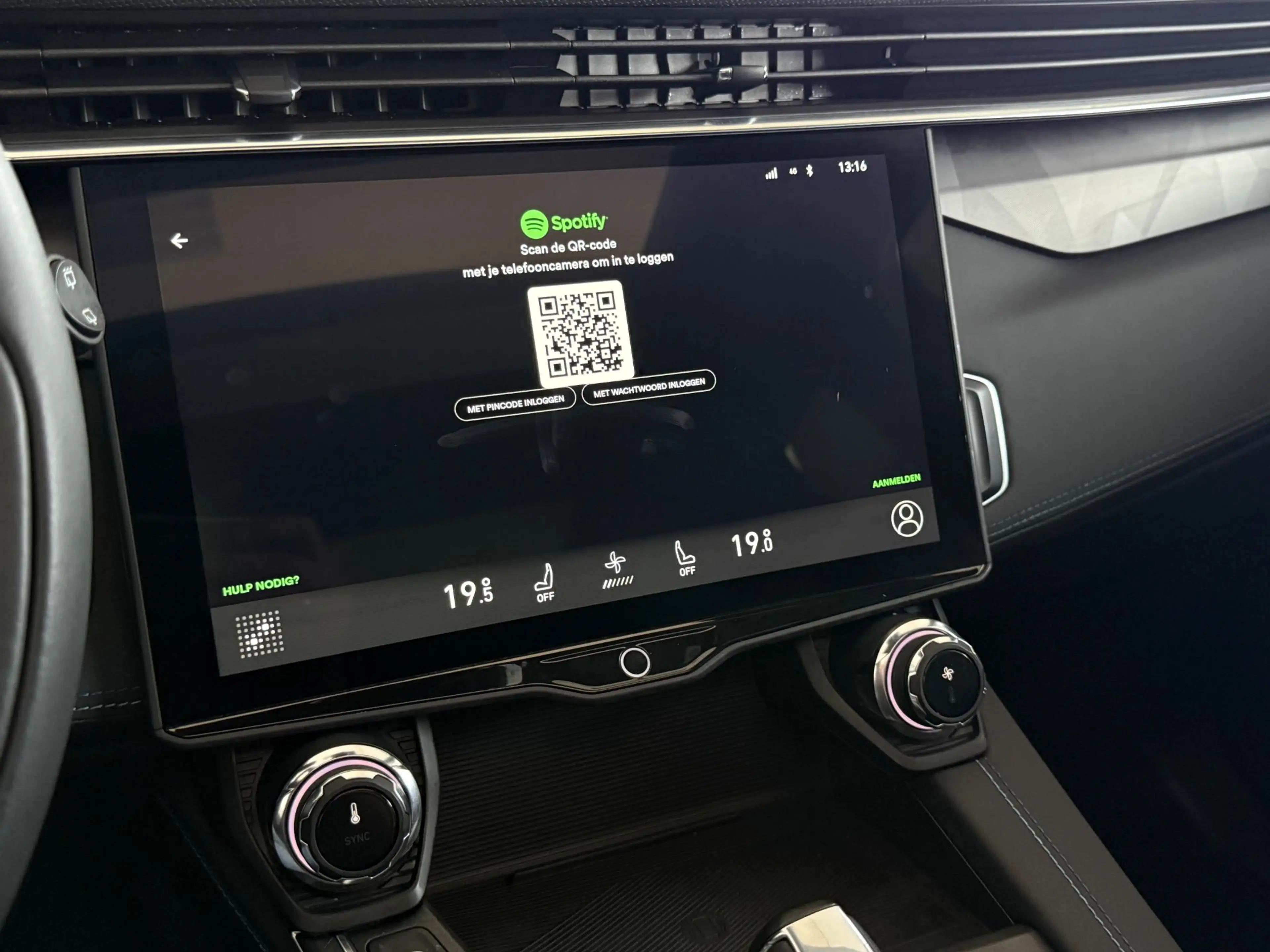 Lynk & Co 01 1.5 PHEV 261pk | Blackline | Zwarte hemel | Rolhoe — photo 11