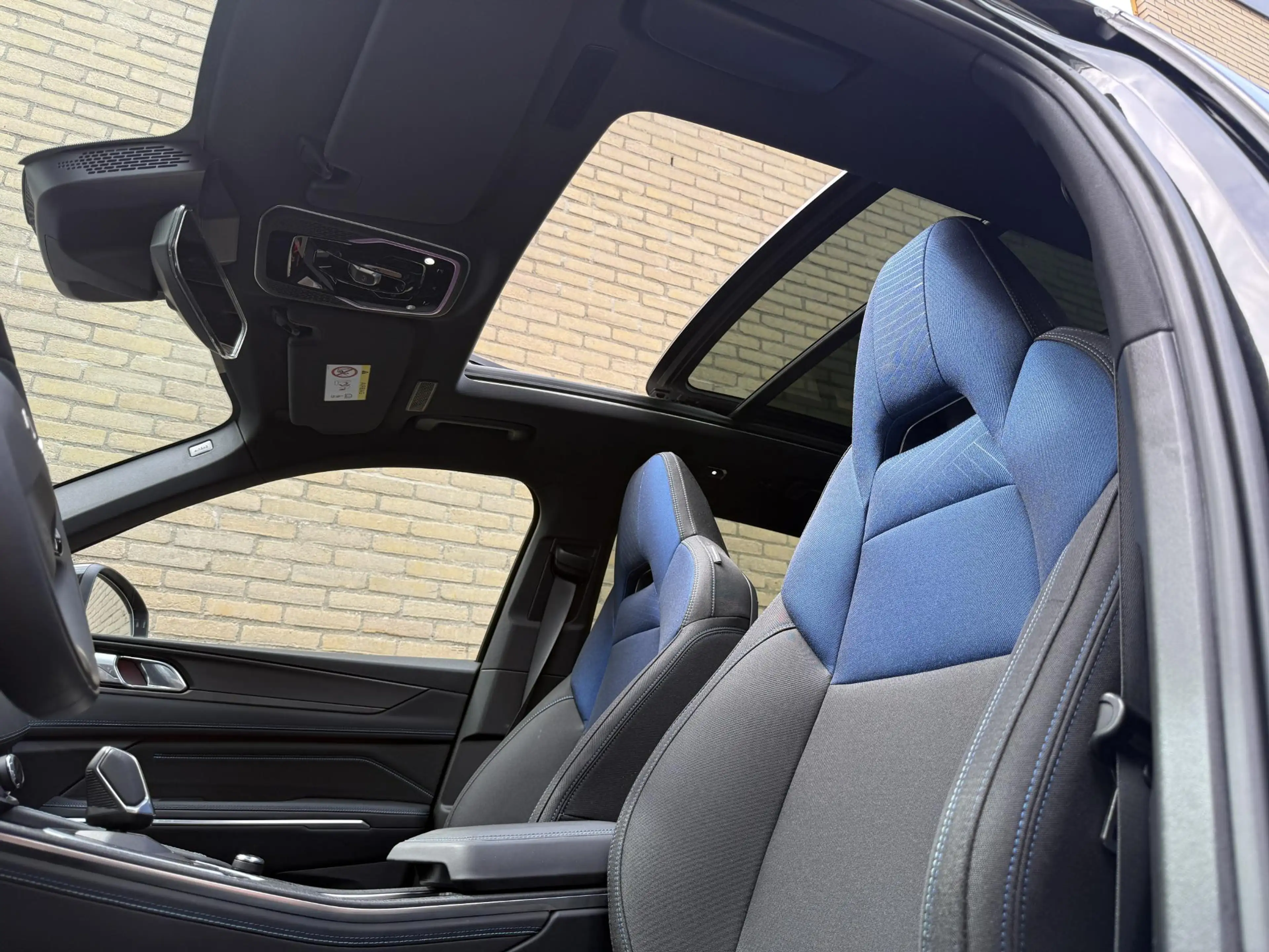Lynk & Co 01 1.5 PHEV 261pk | Blackline | Zwarte hemel | Rolhoe — photo 25