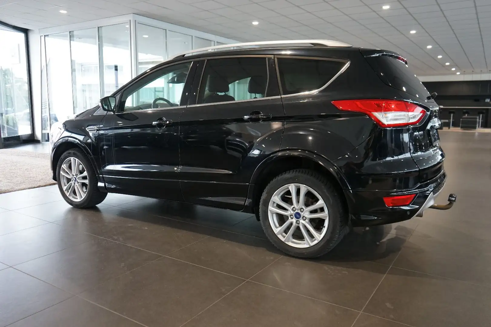 Ford Kuga 2.0 TDCi Individual | Leder | Navi | AHK Noir - 2