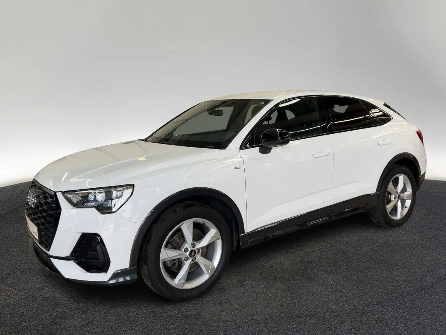 Audi Q3 40 TFSI S line quattro S tronic AHK Weiß - 2