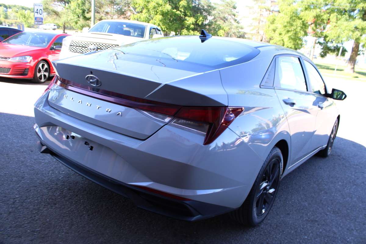 2021 Hyundai Elantra SEL — снимка 1