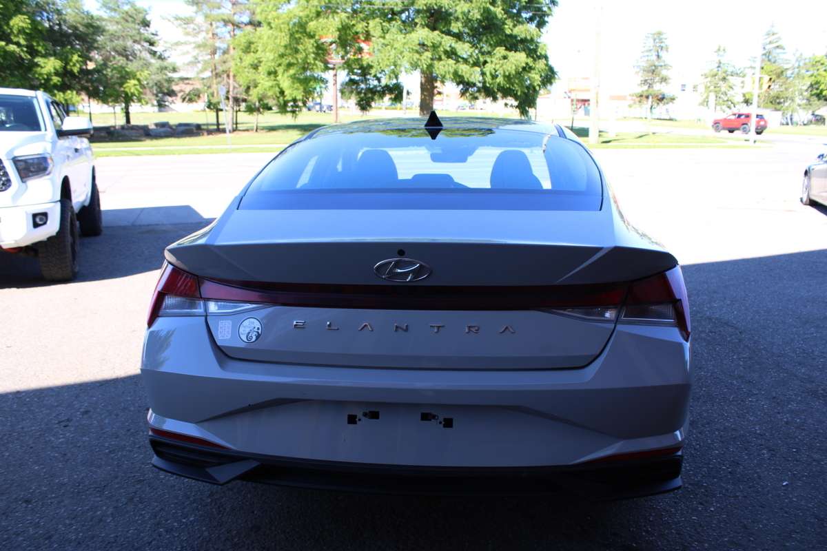 2021 Hyundai Elantra SEL — снимка 1