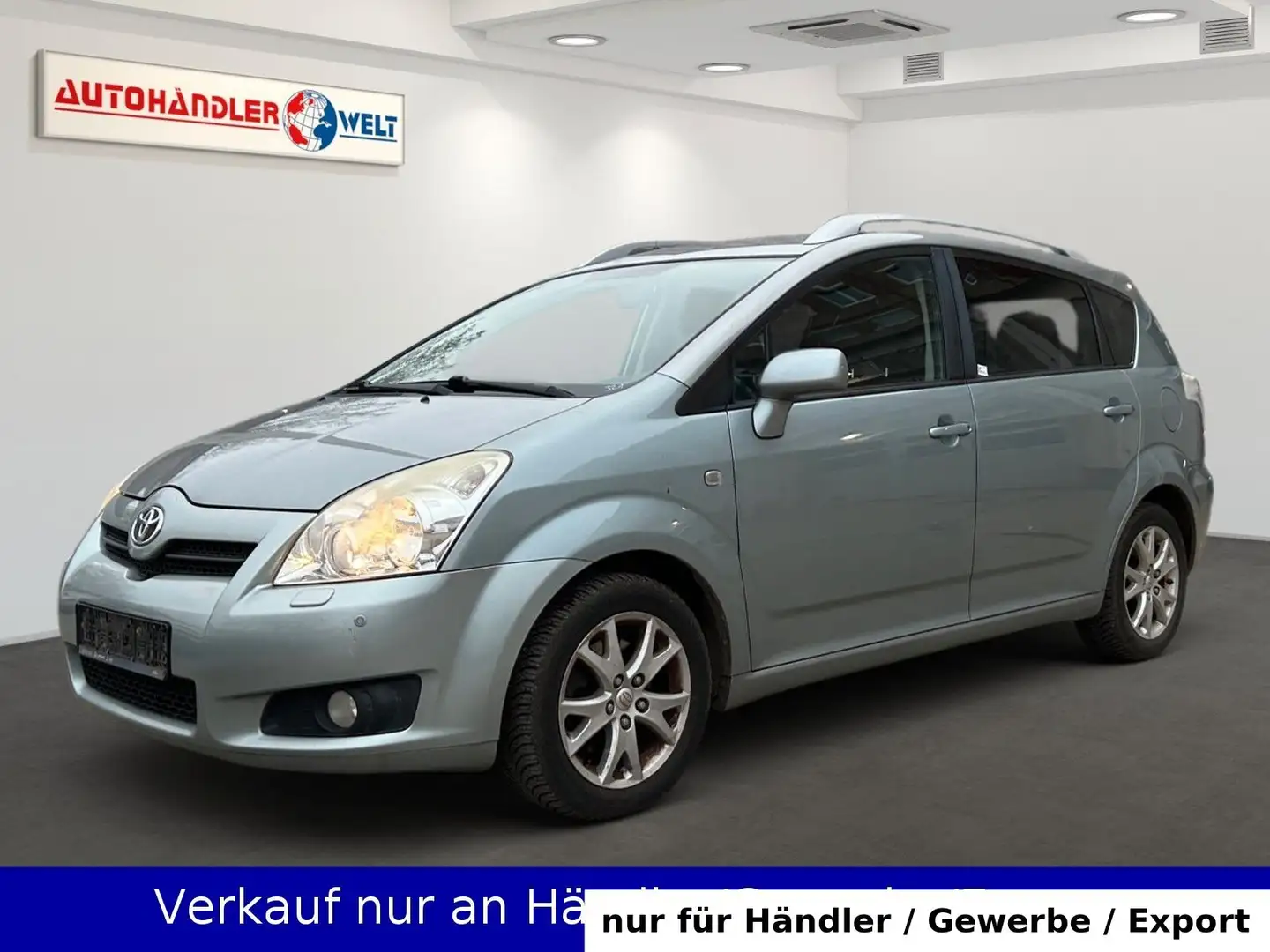 Toyota Corolla Verso 1.8i 1.Hand 7-Sitzer AAC SHZ PDC Silber - 1
