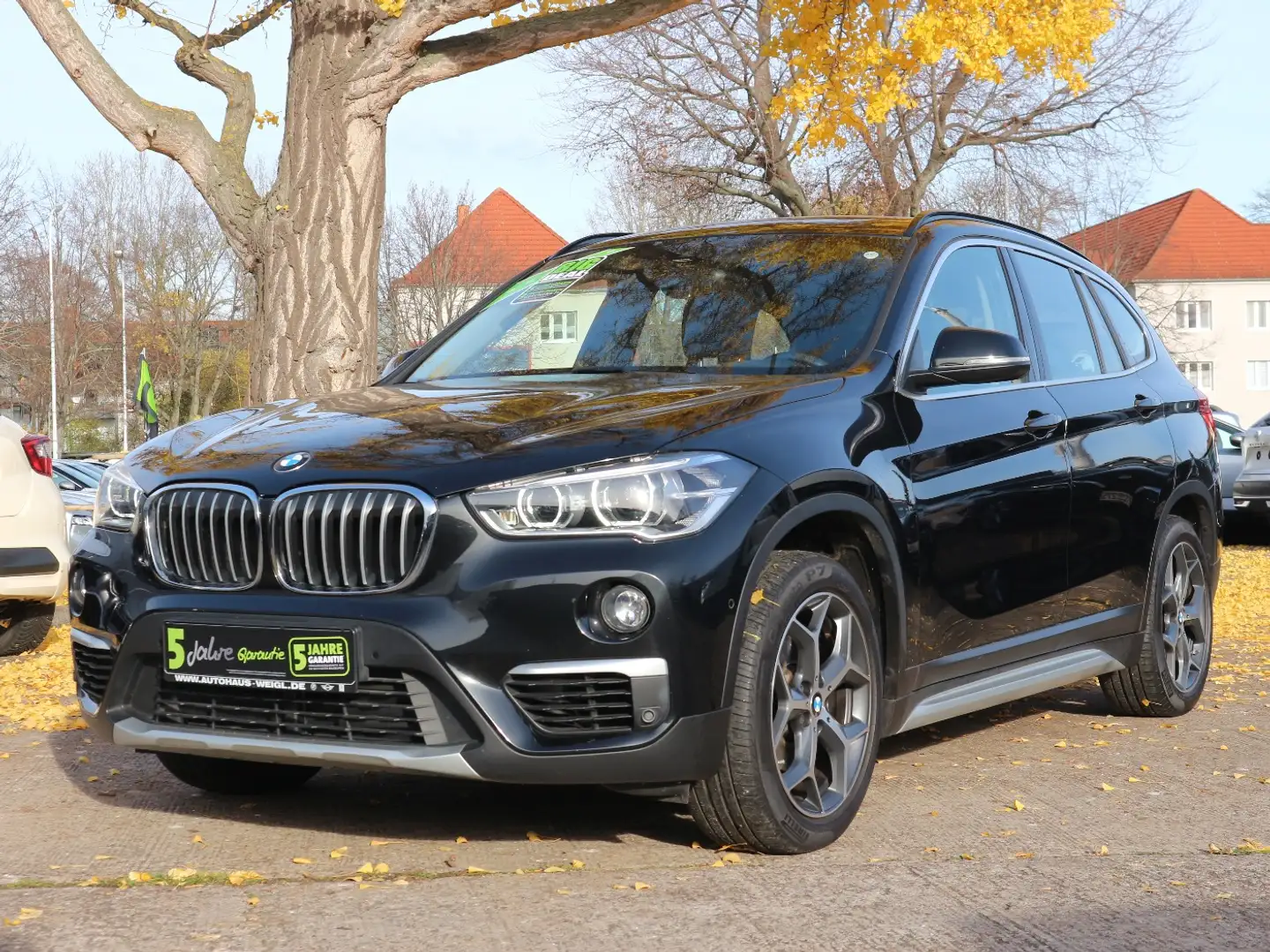 BMW X1 sDrive 18i xLine ACC AHK Navi Kamera LM Noir - 2