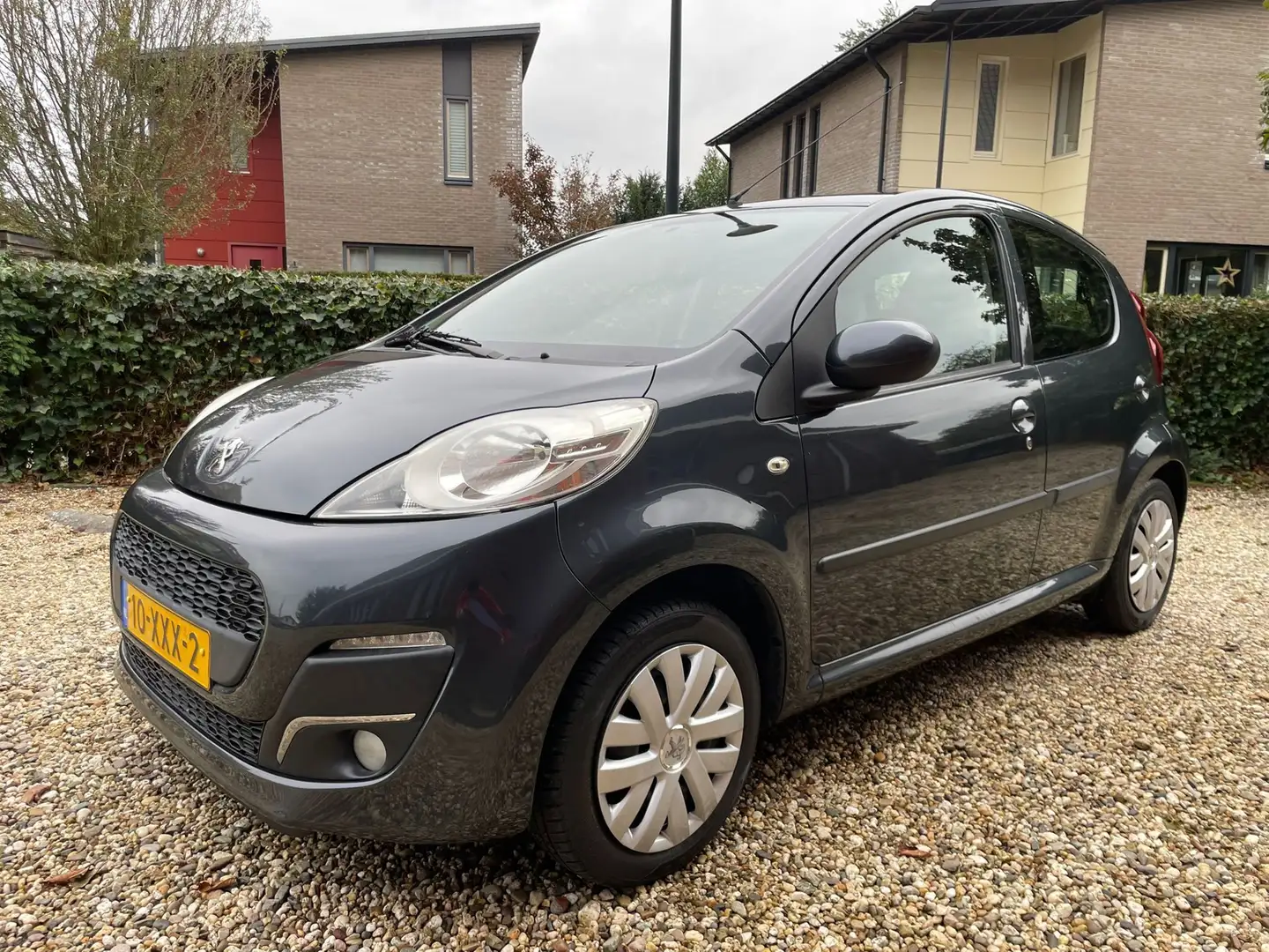 Peugeot 107 1.0 Active Gris - 1