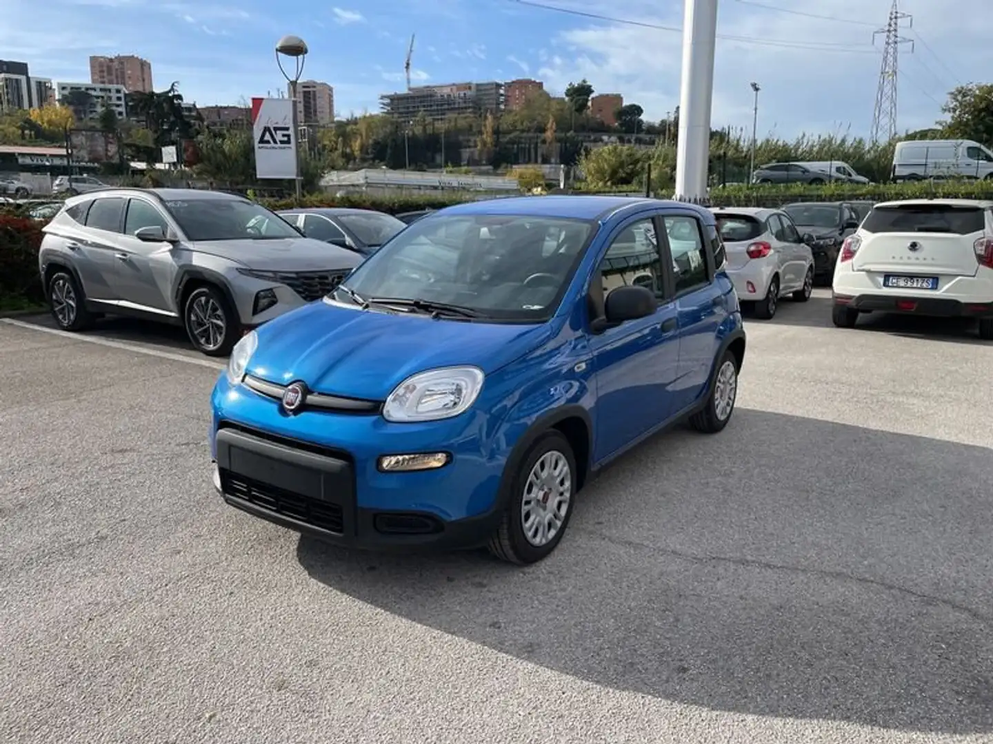Fiat Panda 1.0 FireFly S&S Hybrid Azul - 1