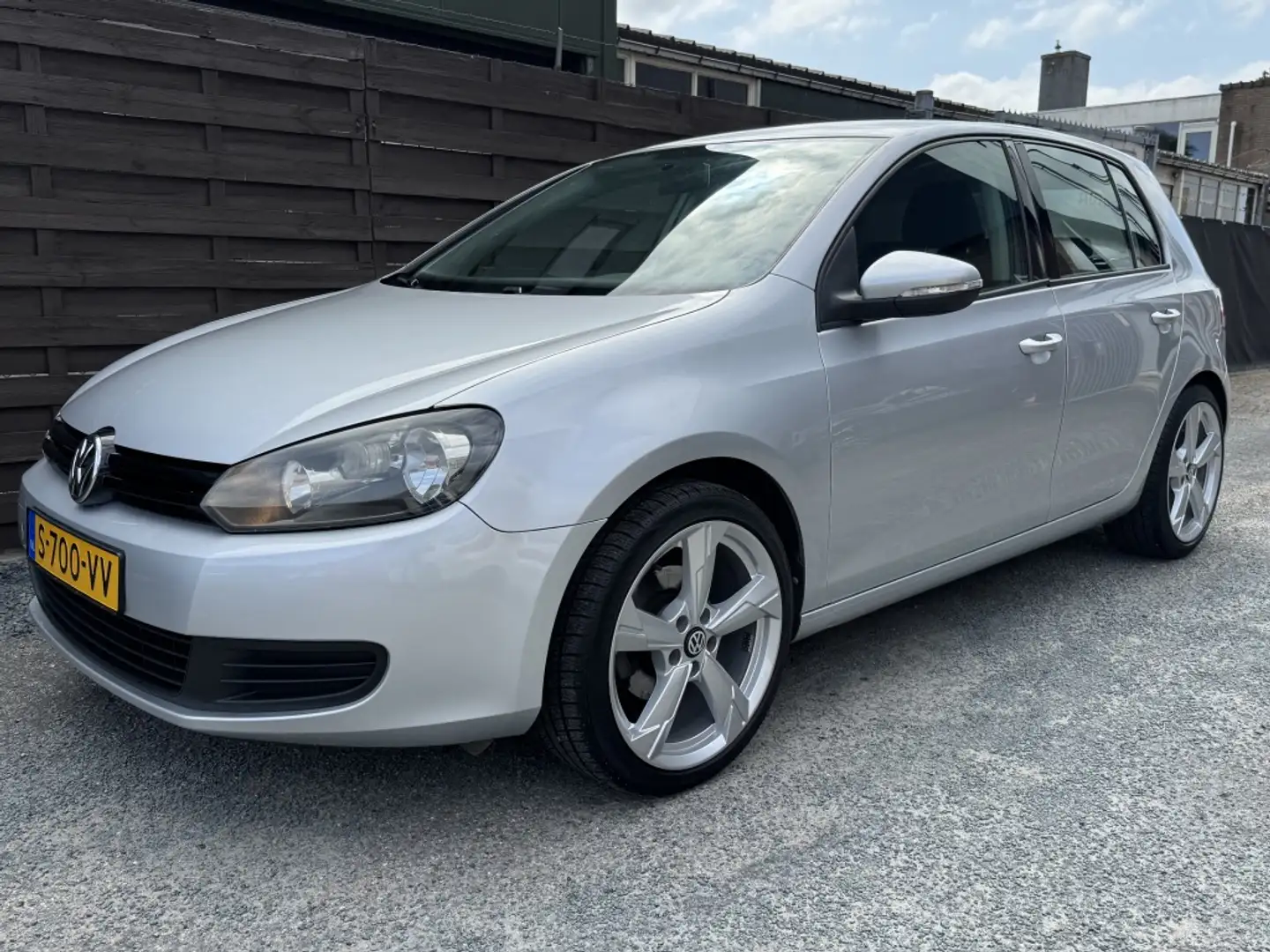 Volkswagen Golf 1.4 Easyline / Clima / Carplay / 18'' LM / Goed on Gris - 2