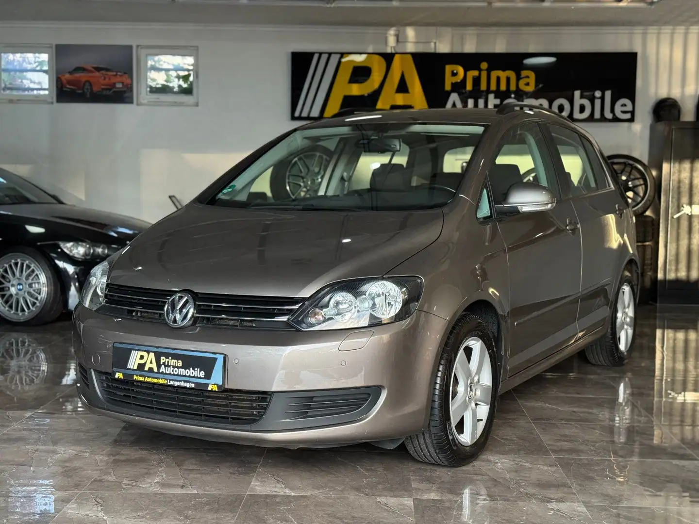 Volkswagen Golf Plus VI 1.6 TDI Comfortline / DSG 2. Hand Braun - 1