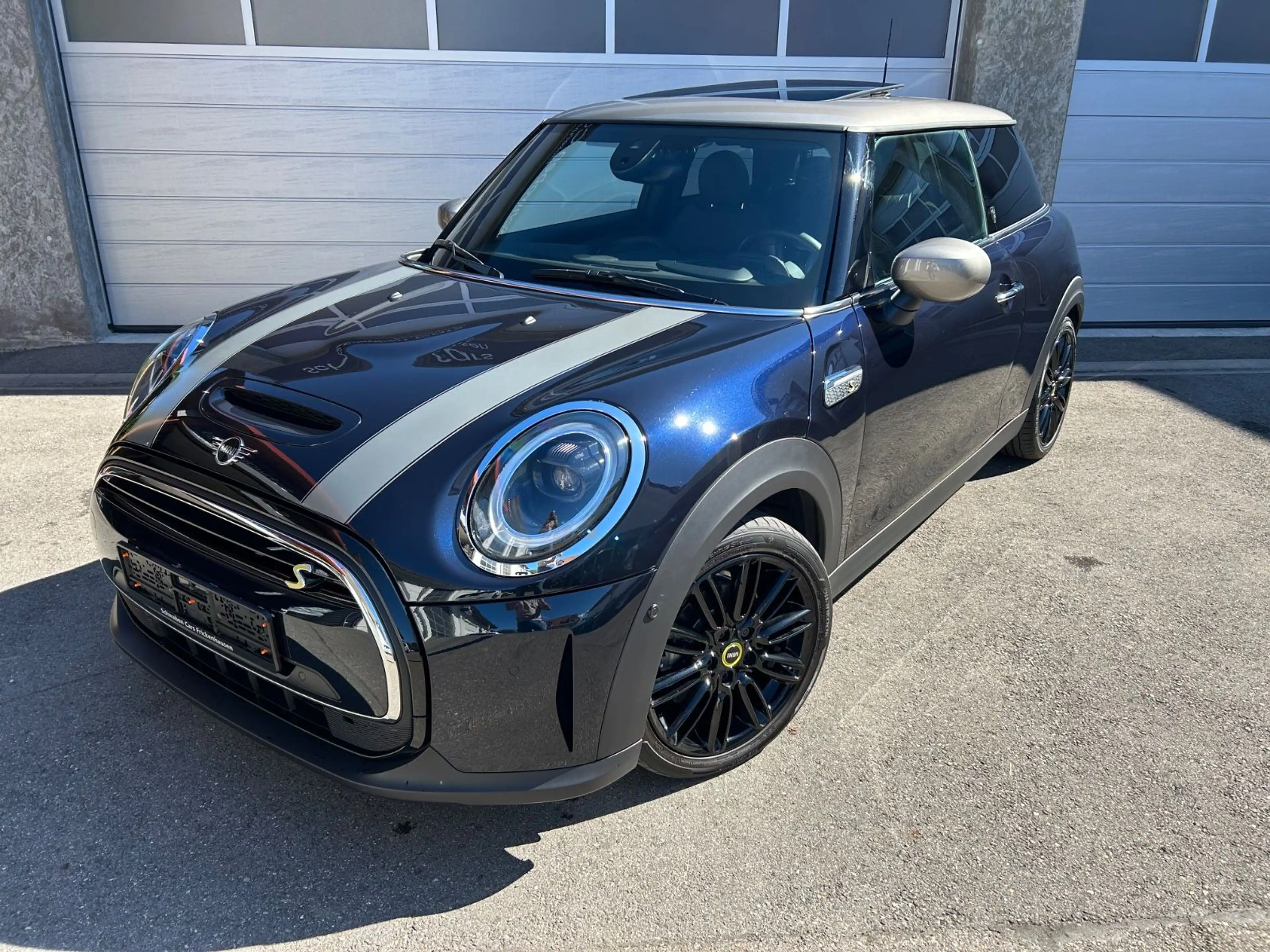 MINI Cooper SE "YOURS" Panorama HUD HiFi H&K LED — photo 4