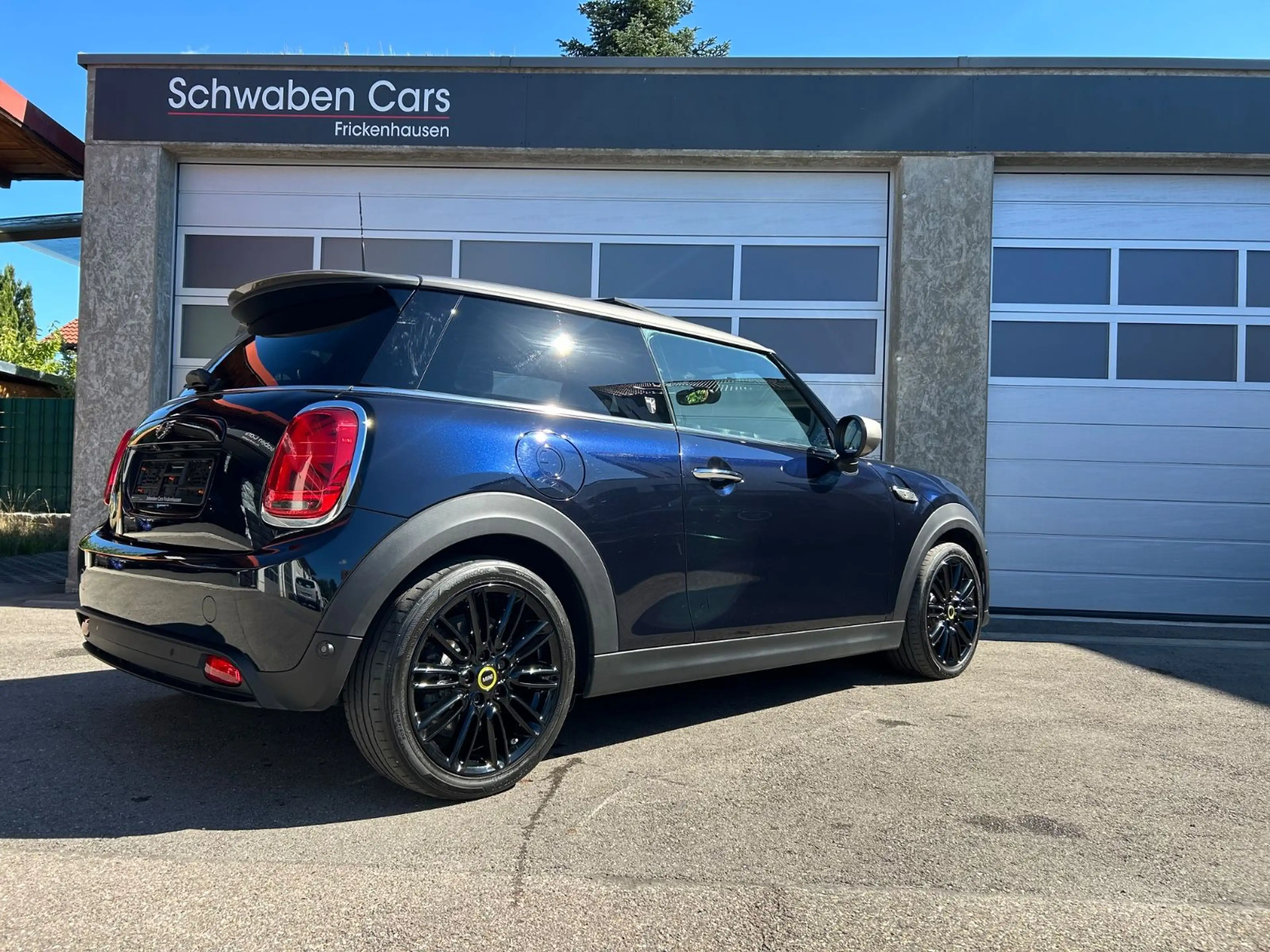 MINI Cooper SE "YOURS" Panorama HUD HiFi H&K LED — photo 12