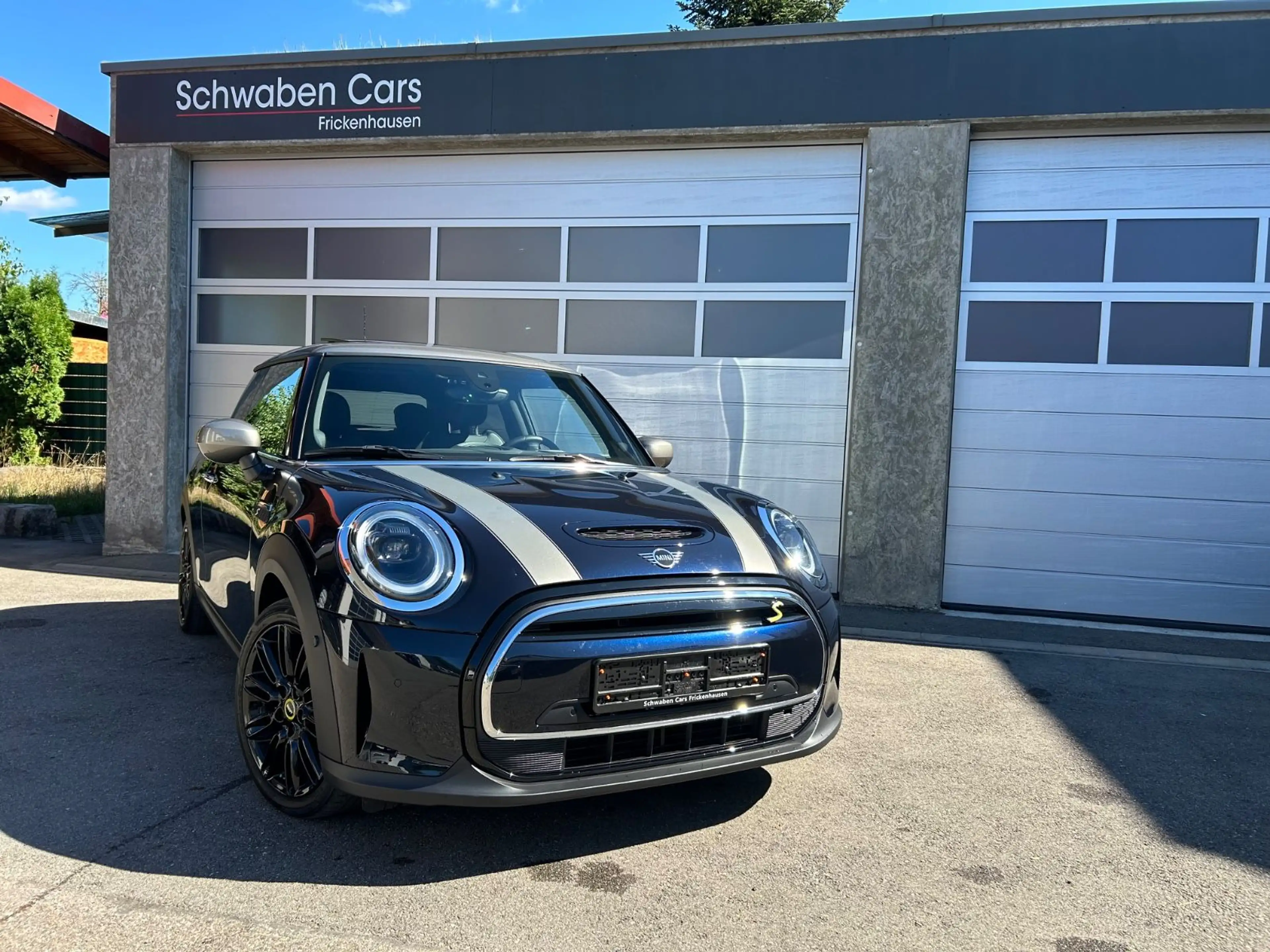 MINI Cooper SE "YOURS" Panorama HUD HiFi H&K LED — photo 11