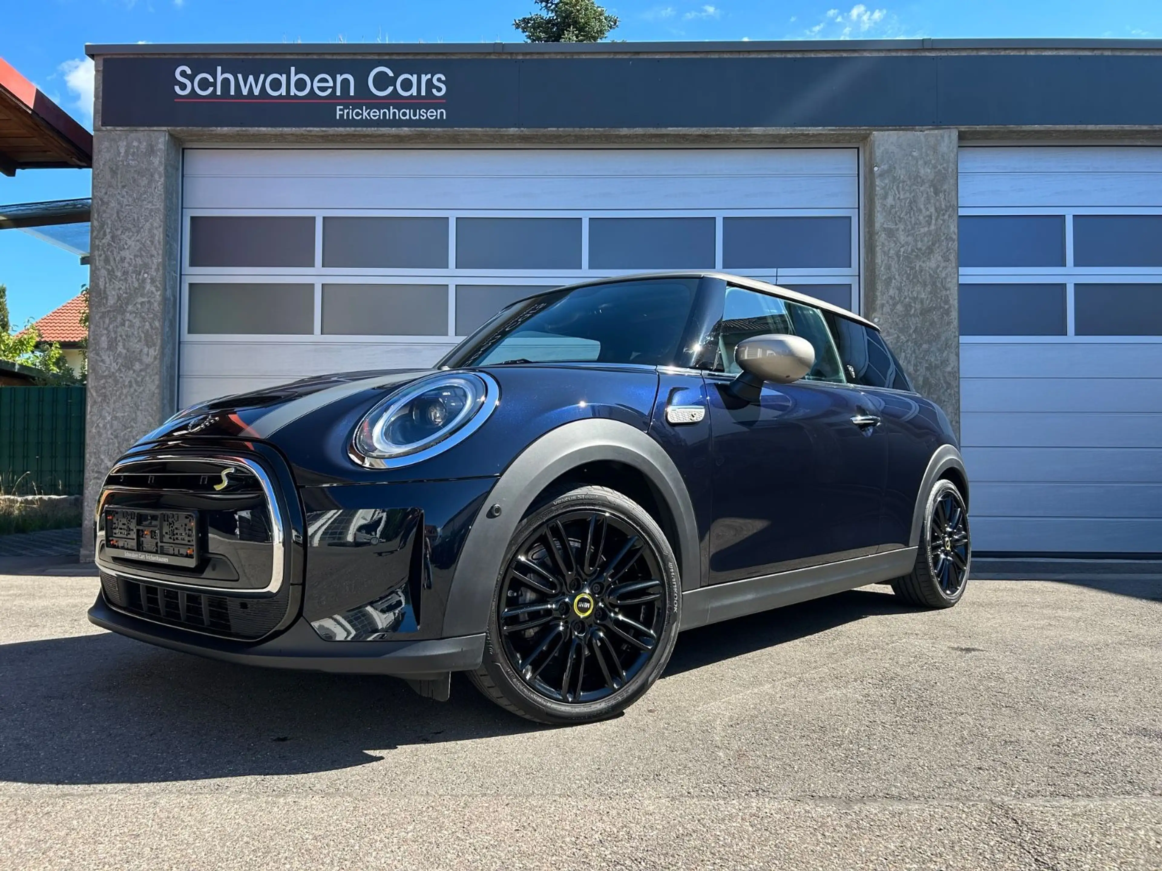 MINI Cooper SE "YOURS" Panorama HUD HiFi H&K LED — photo 2