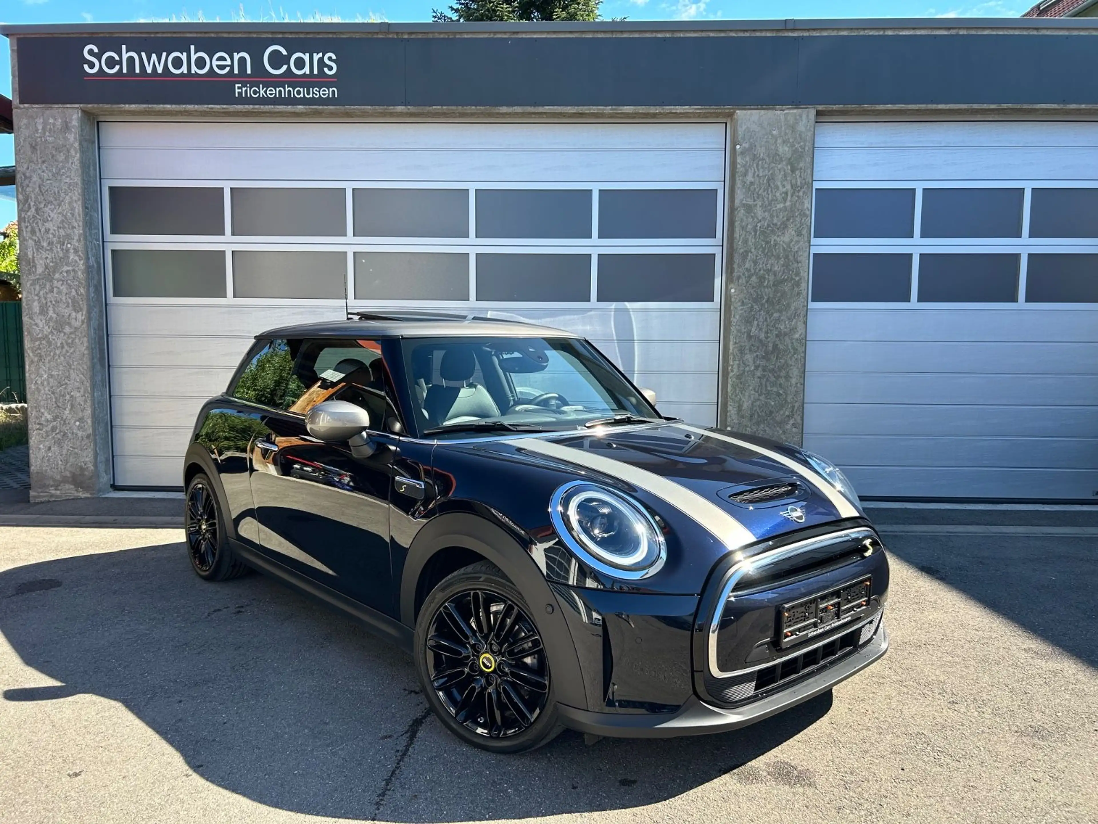 MINI Cooper SE "YOURS" Panorama HUD HiFi H&K LED — photo 8