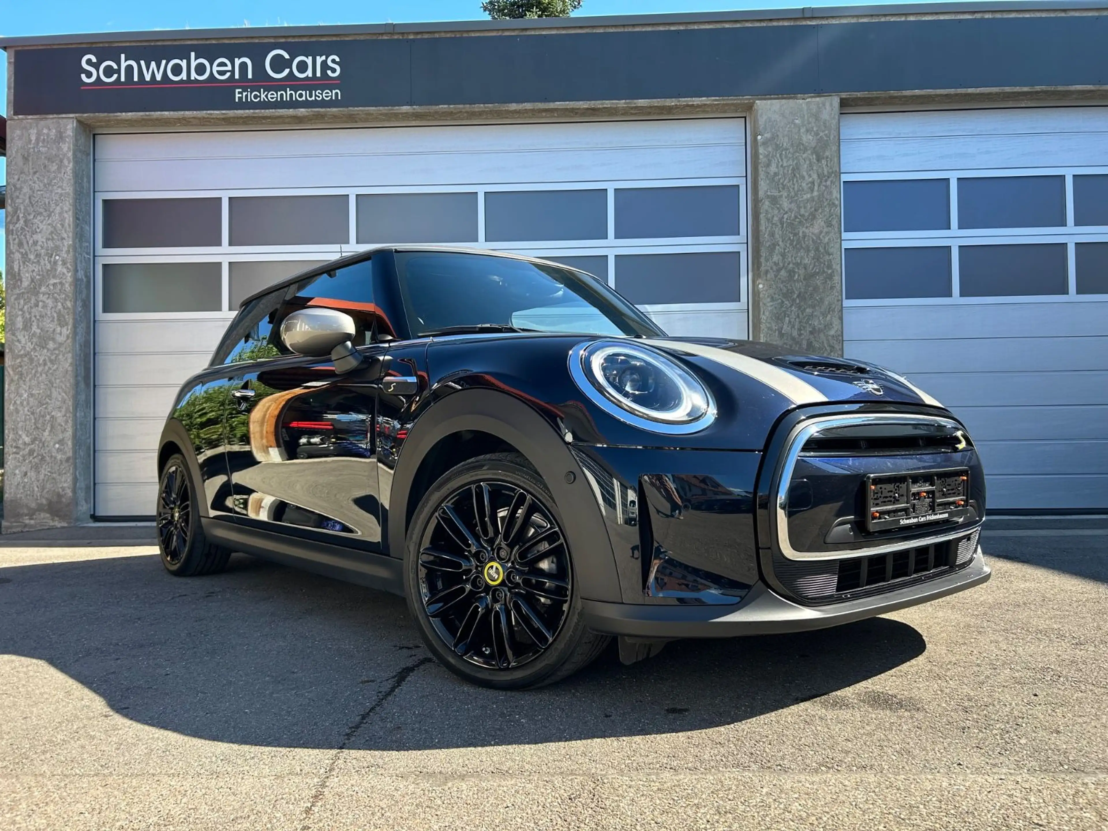 MINI Cooper SE "YOURS" Panorama HUD HiFi H&K LED — photo 9