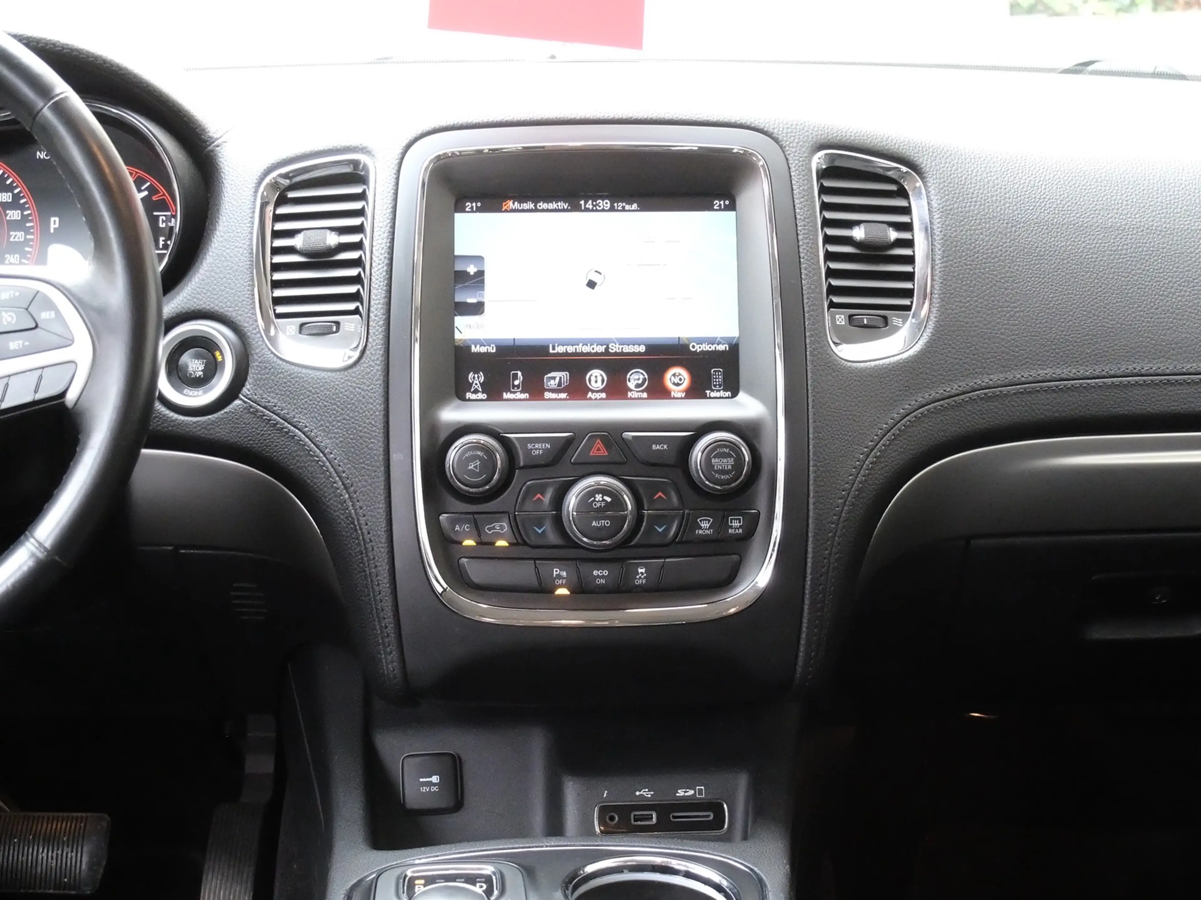 Dodge Durango SXT 3.6 Leder Navi 7 Sitze — photo 15