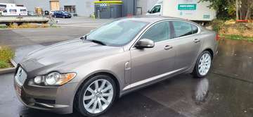 XF 2.7 Turbo V6 Luxury