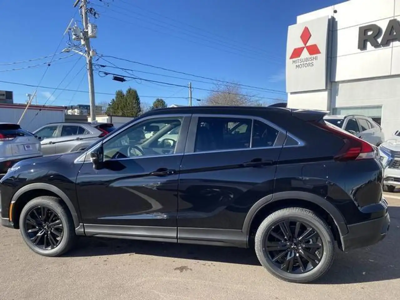 Mitsubishi Eclipse Cross снимка Mitsubishi Eclipse Cross