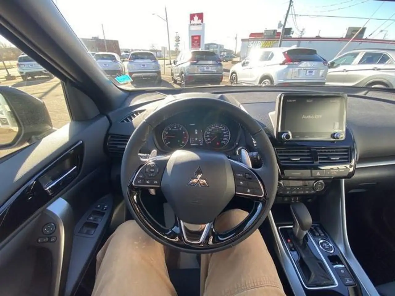 Mitsubishi Eclipse Cross снимка Mitsubishi Eclipse Cross