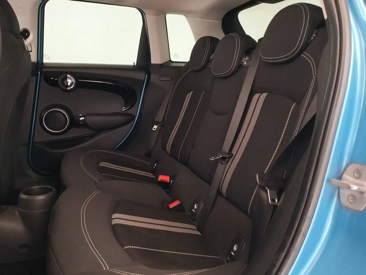 2014 MINI Cooper SD 2.0 5 Porte, photograph 11